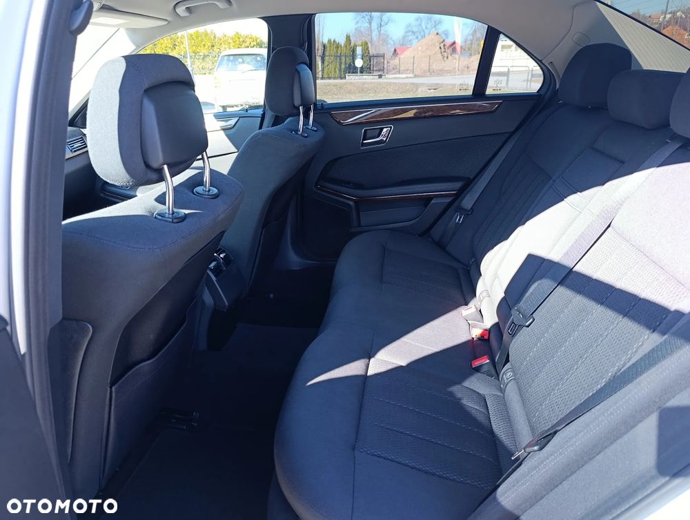 Mercedes-Benz Klasa E 200 Kompressor Automatik Elegance - 14