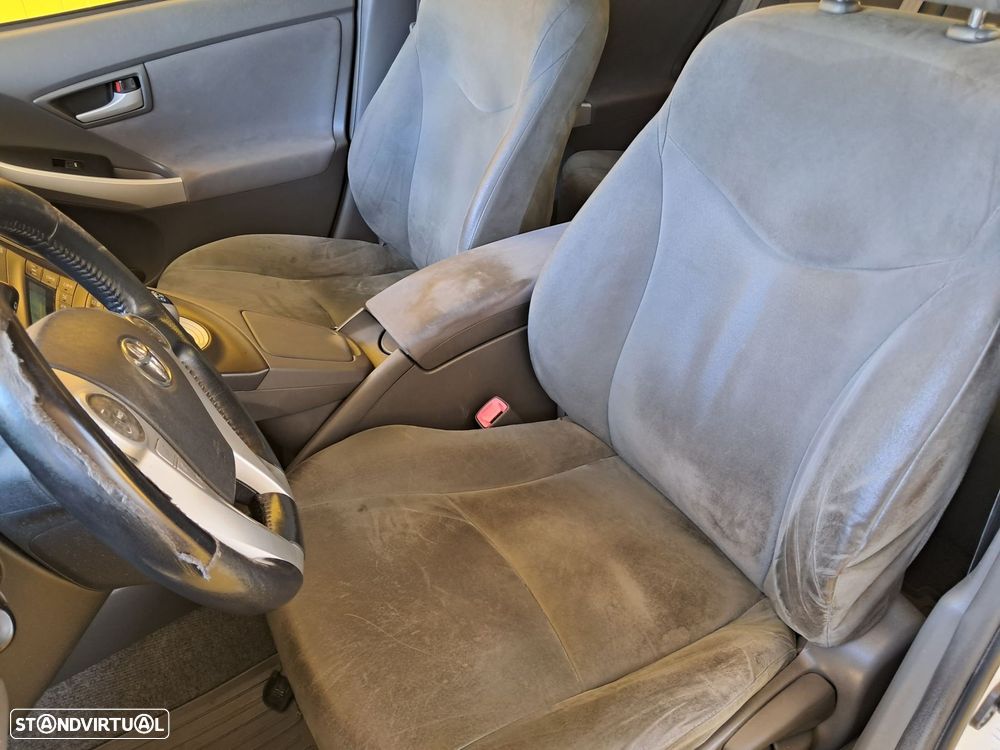Toyota Prius 1.8 - 10