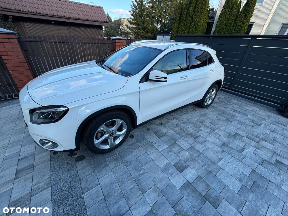 Mercedes-Benz GLA 250 4-Matic - 6