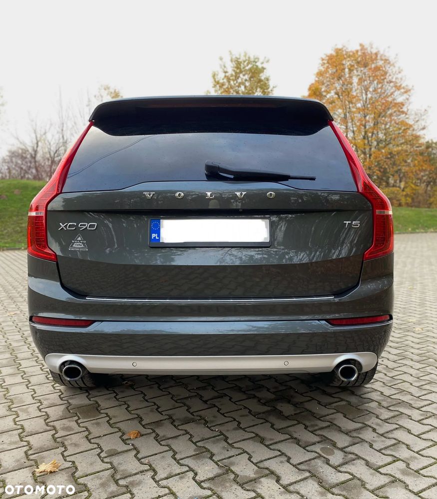 Volvo XC 90 - 5