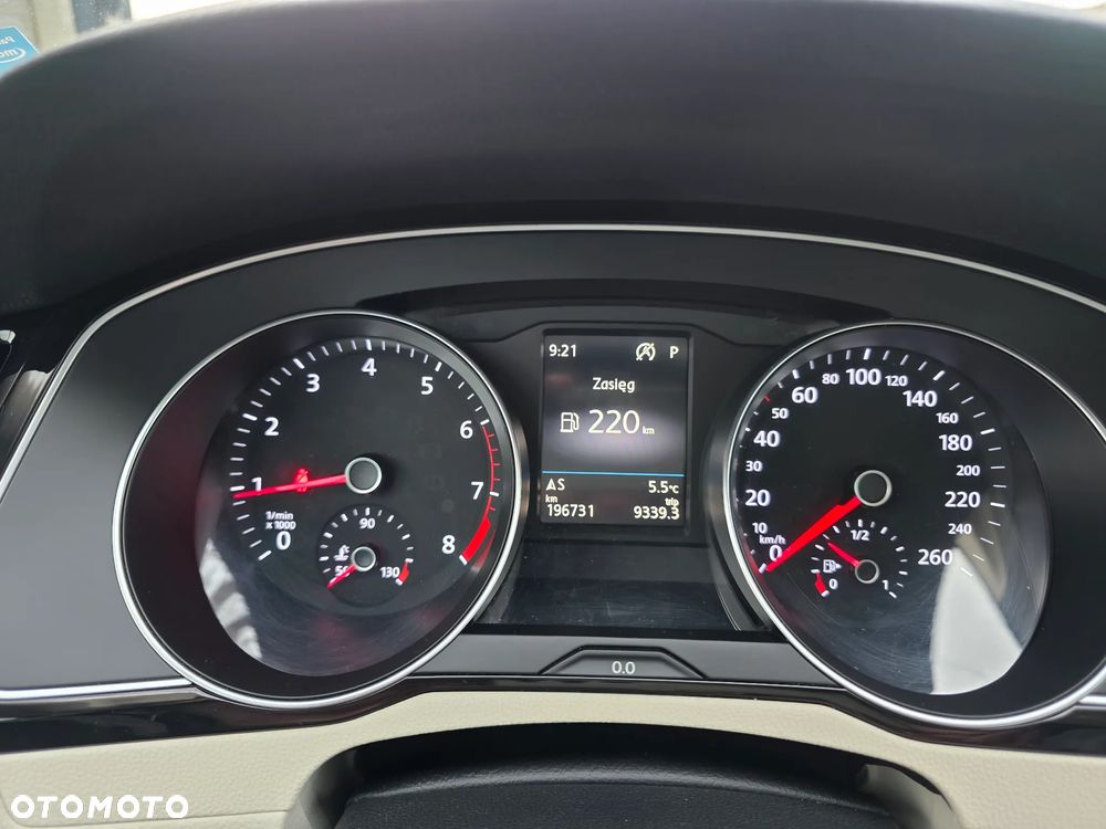 Volkswagen Passat 1.8 TSI BMT Highline DSG - 13
