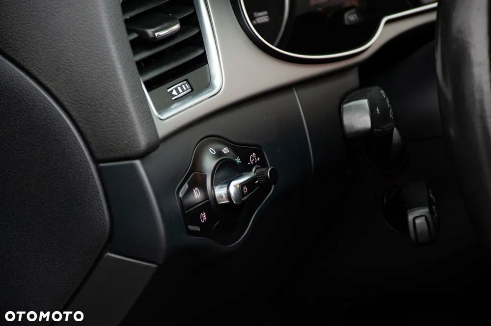 Audi A4 Limousine - 37