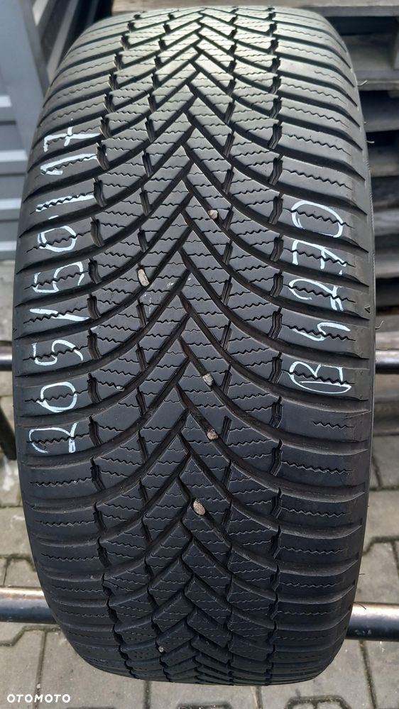 205/50/17 Firestone MultiSeason 93V - 1