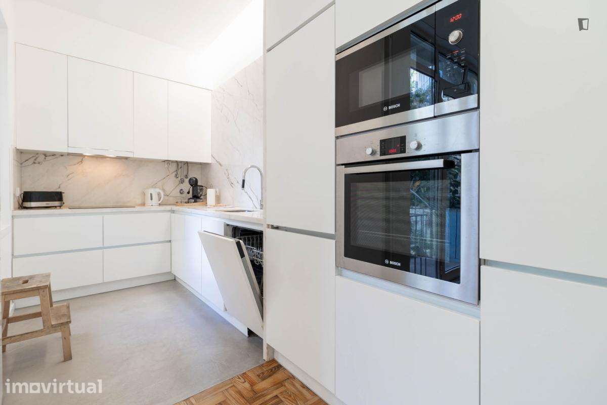 Apartamento com 3 quartos - localizado em São Sebastião Lisbon - Grande imagem: 2/26