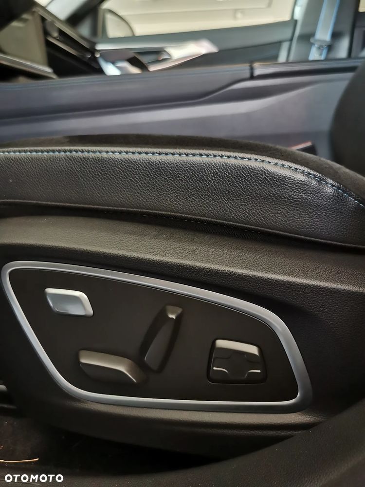 Renault Austral 1.2 E-Tech Full Hybrid 200 Esprit Alpine MMT - 12