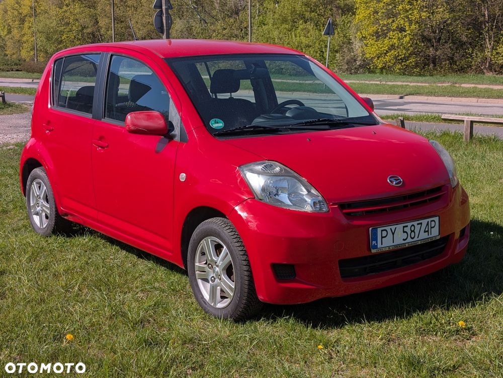 Daihatsu Sirion - 1