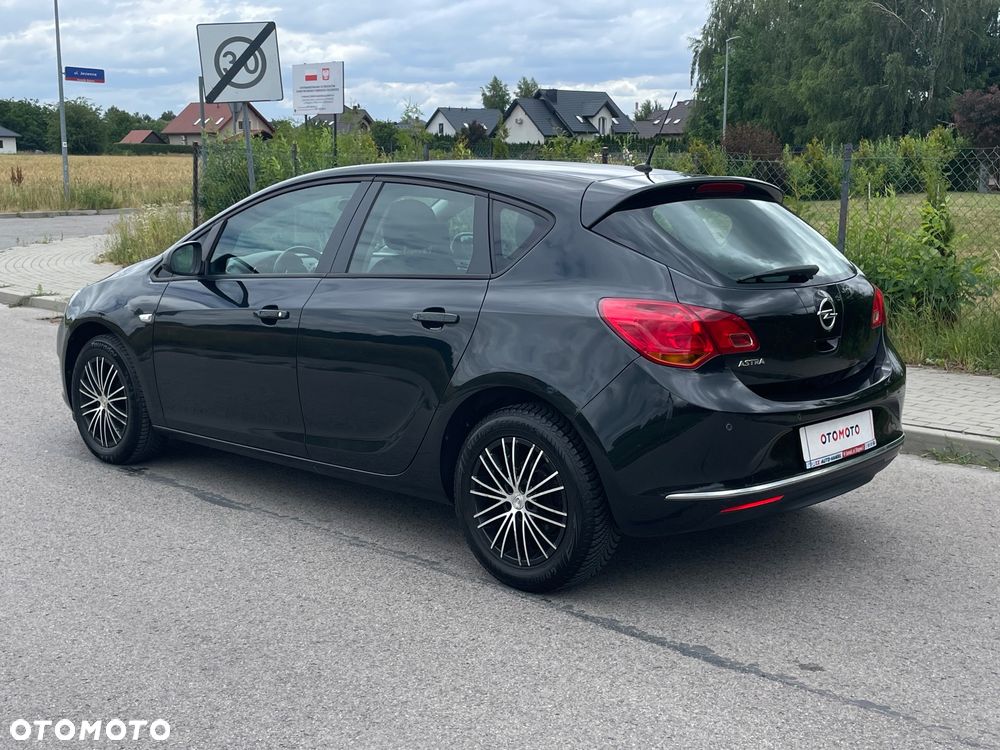 Opel Astra 1.4 Turbo Innovation - 36