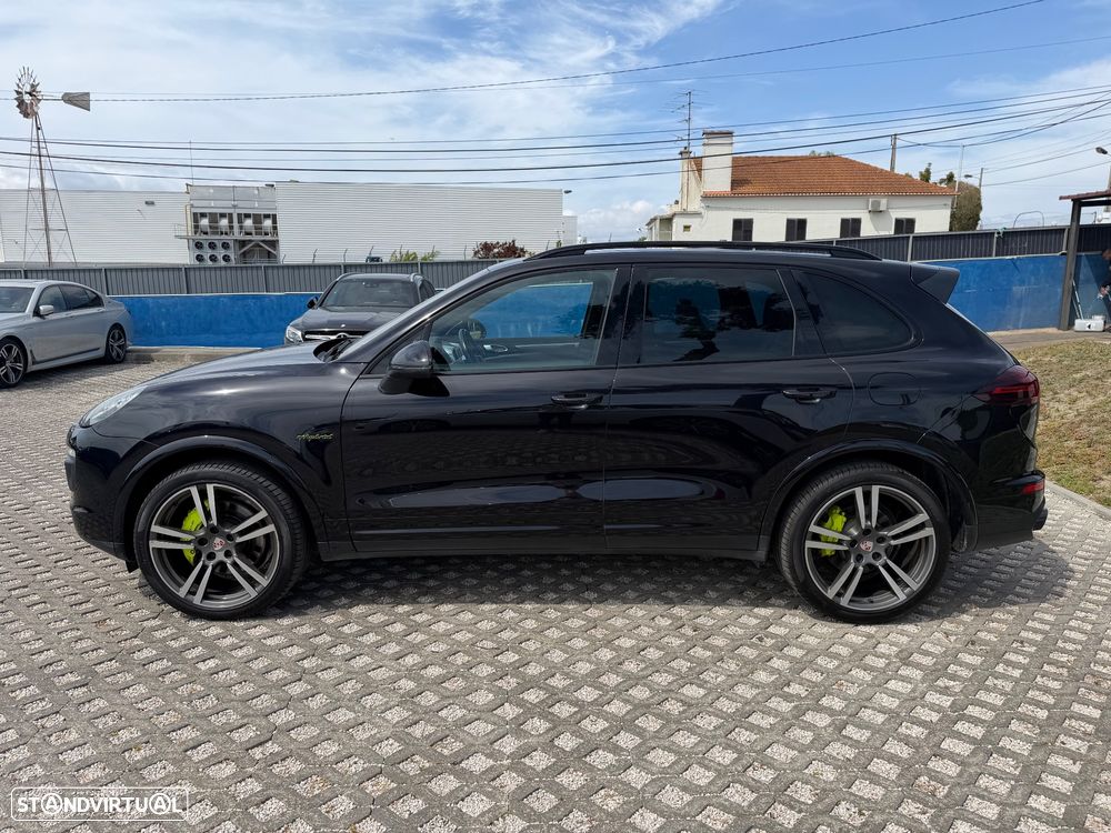 Porsche Cayenne S - 7