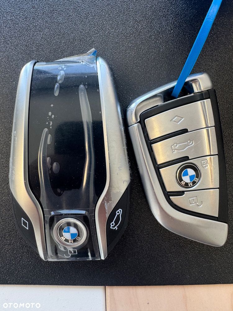 BMW Seria 7 740d xDrive - 34