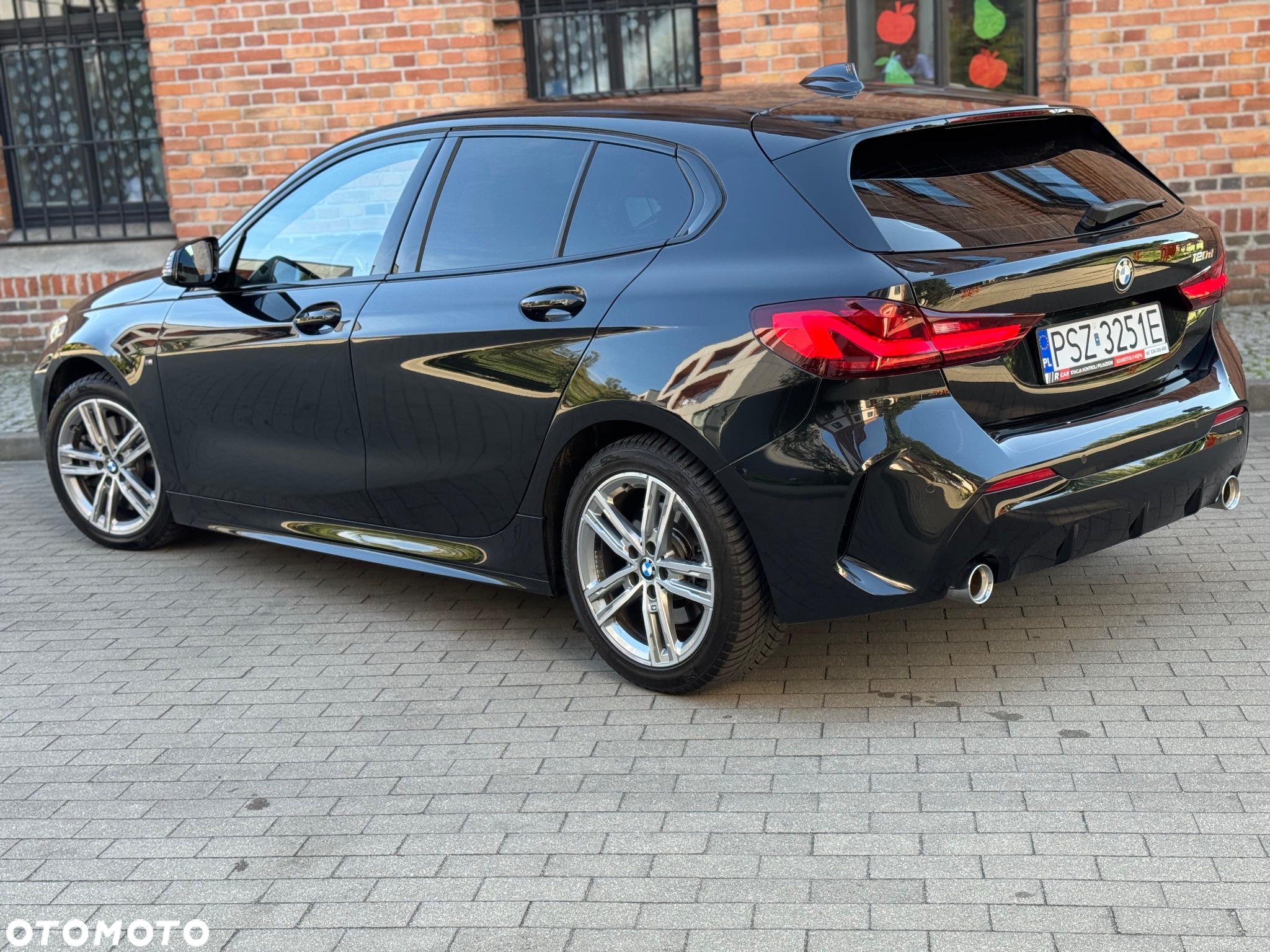 BMW Seria 1 120d M Sport - 21