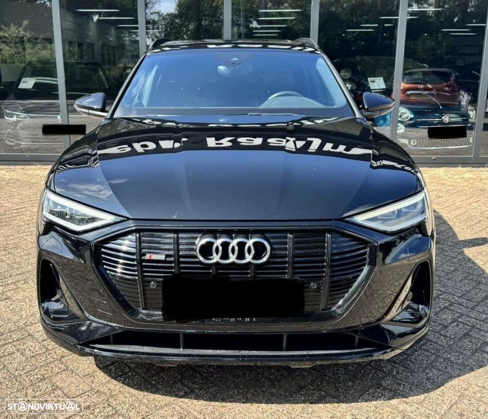 Audi e-tron 50 quattro S line - 11