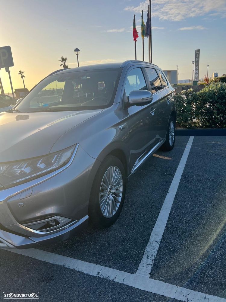 Mitsubishi Outlander - 5