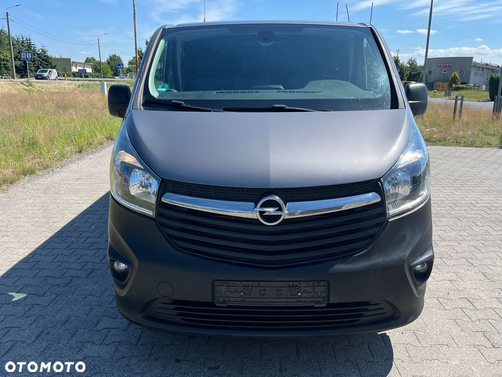Opel Vivaro - 8