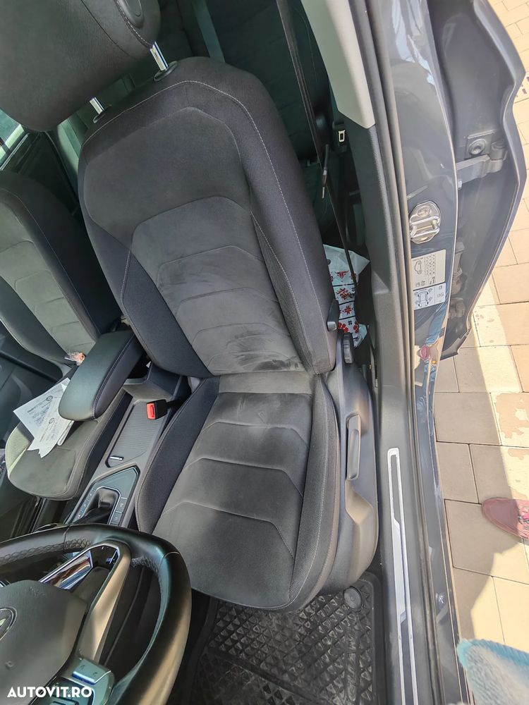 Volkswagen Tiguan - 7