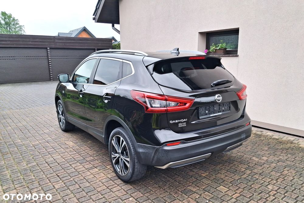 Nissan Qashqai 1.6 DIG-T Tekna - 2