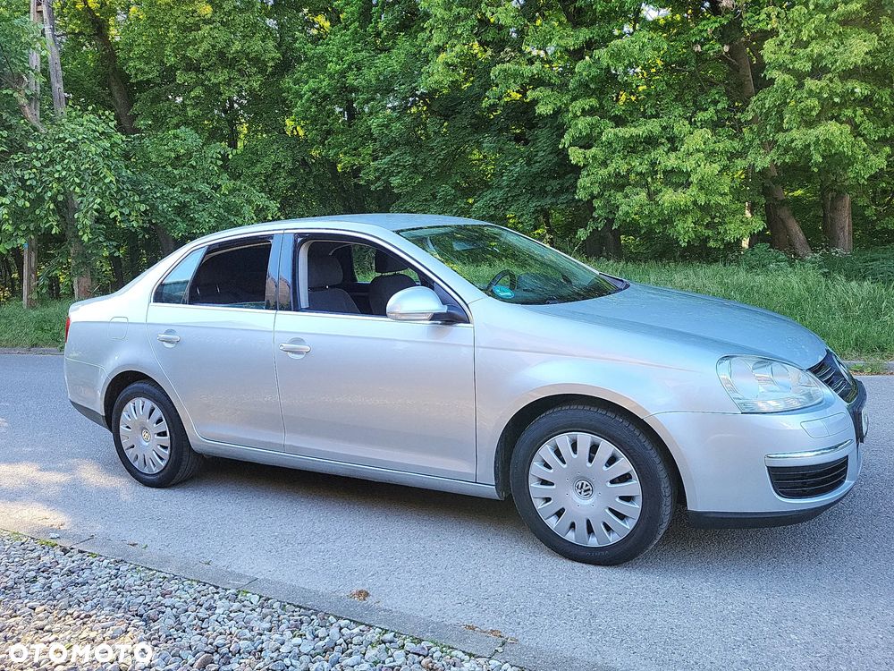 Volkswagen Jetta 1.9 TDI Comfortline - 16