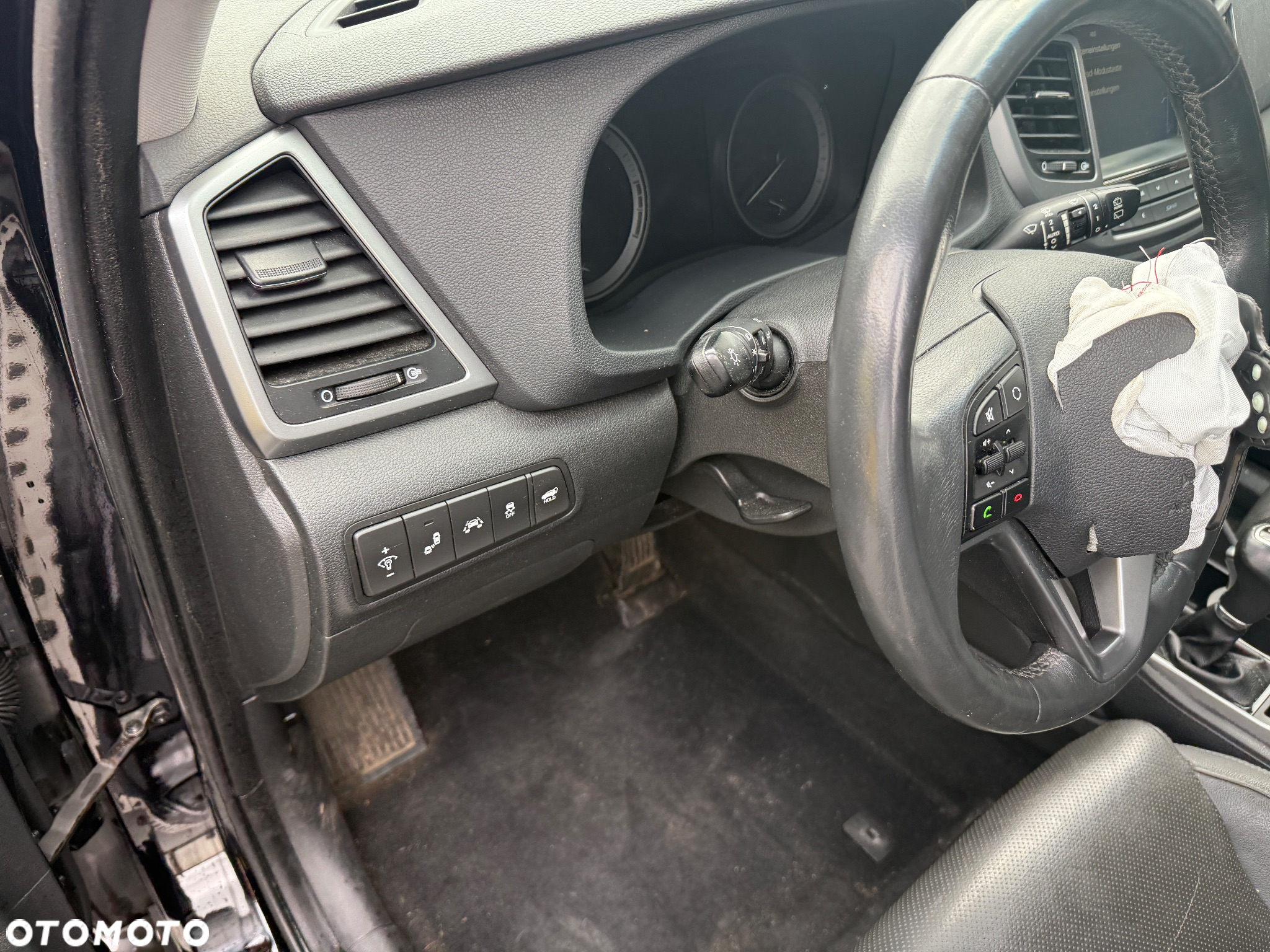 Hyundai Tucson 2.0 CRDi 4WD Automatik Advantage - 11