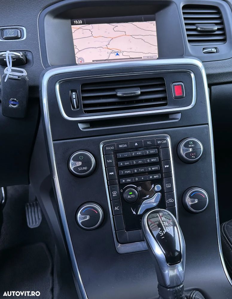Volvo V60 - 15