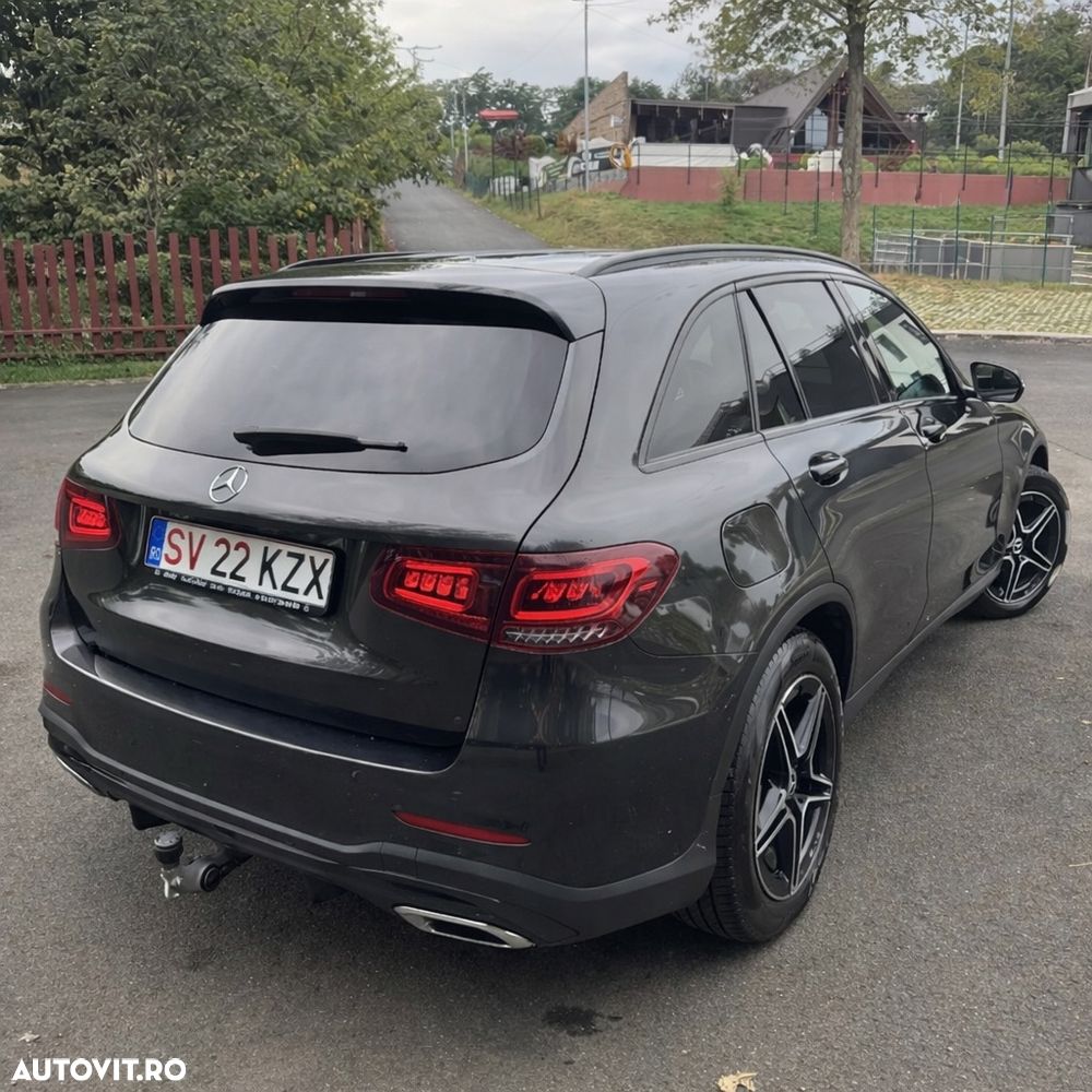 Mercedes-Benz GLC 200 4MATIC 9G-TRONIC AMG Line - 3