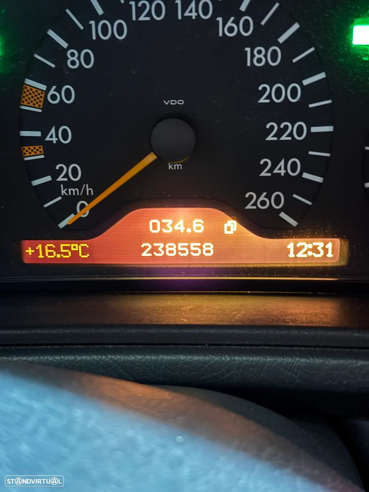 Mercedes-Benz CLK 320 - 14