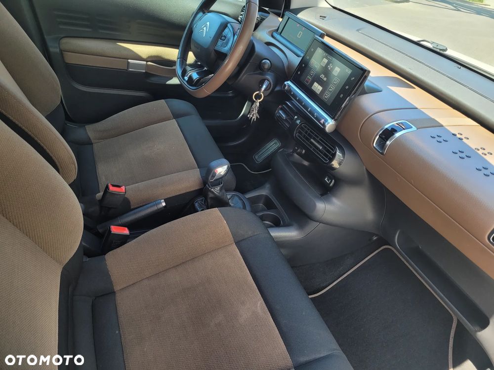 Citroën C4 Cactus - 22