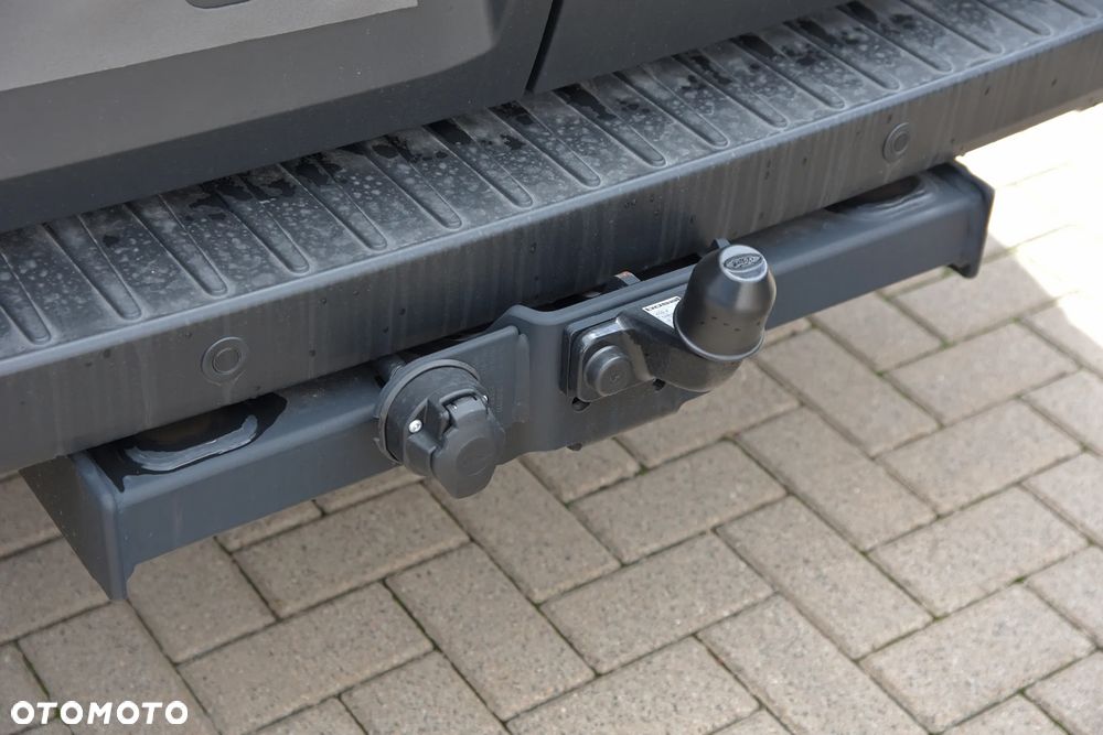 Ford Transit LIMITED L3H2 165KM - 19