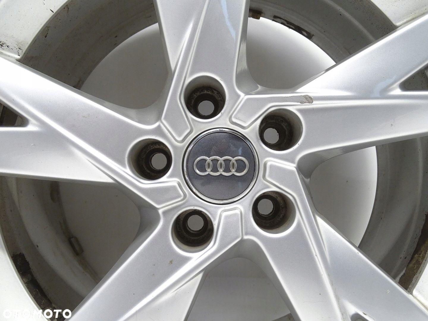 FELGA KOŁO ALUFELGA R17 AUDI A4 B9 A5 F5 8W 5X112 7.5J ET38 8W0601025K - 8