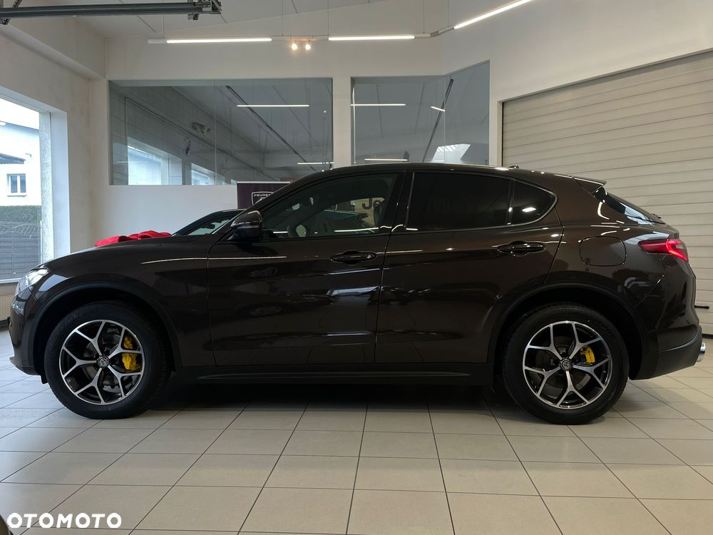 Alfa Romeo Stelvio 2.0 Turbo Sprint Q4 - 5