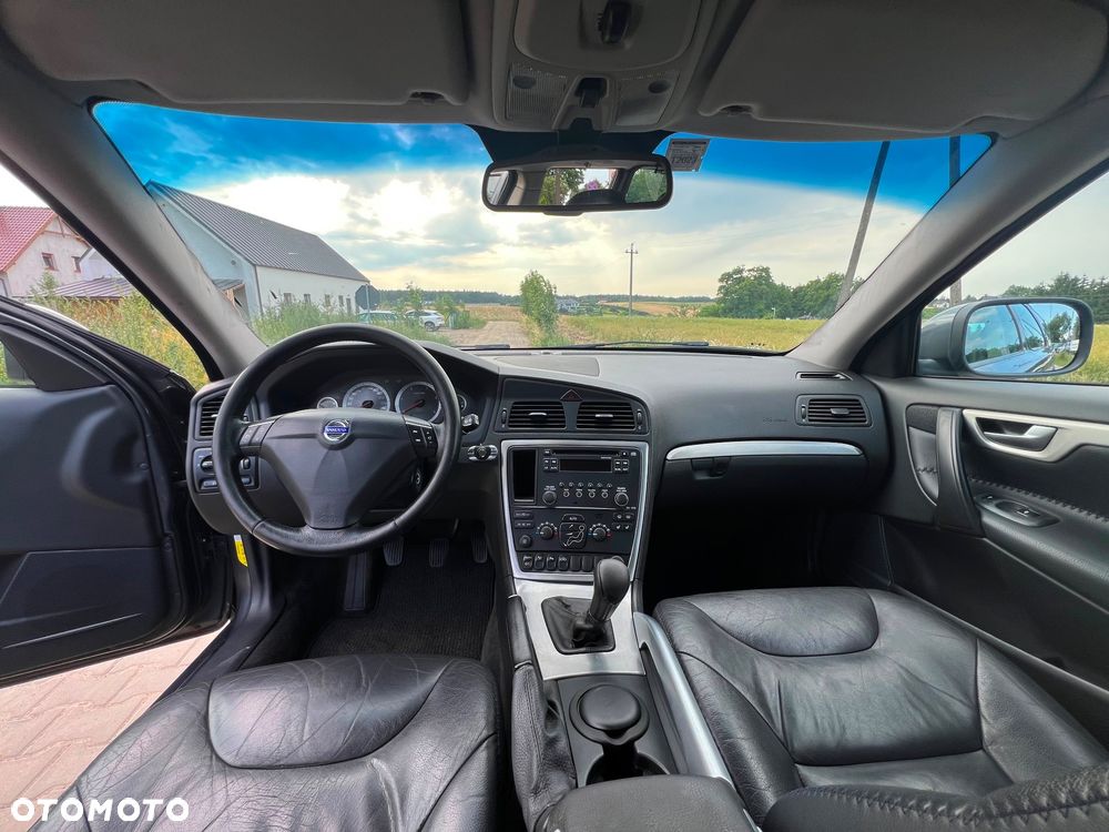 Volvo XC 70 - 10