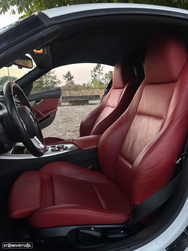 BMW Z4 23 i - 8