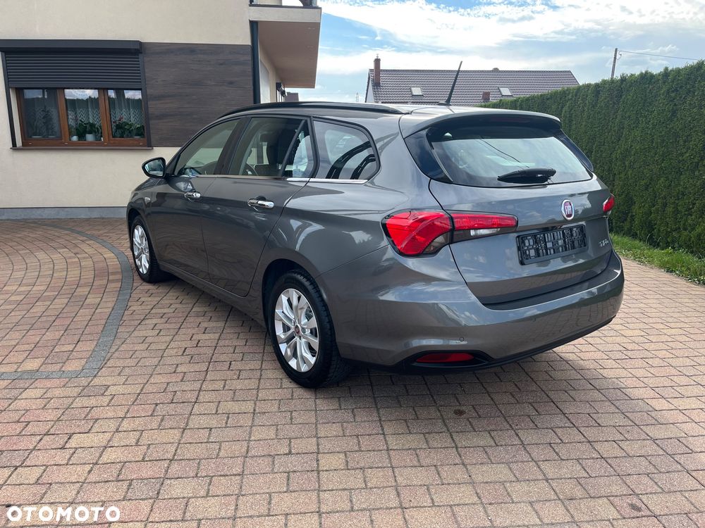 Fiat Tipo 1.4 T-Jet Lounge - 5