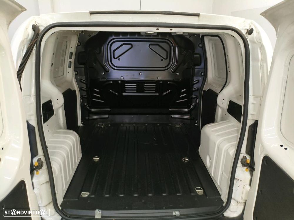 Fiat FIORINO (225) 1.3 M-jet Adventure - 8