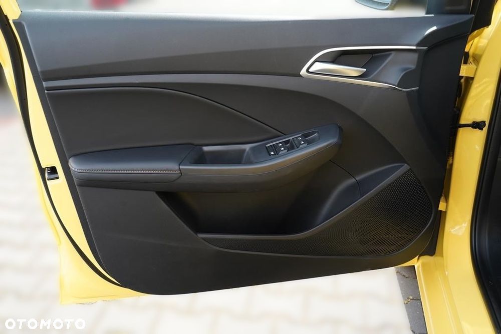 MG MG3 1.5 HEV+ Exclusive - 10