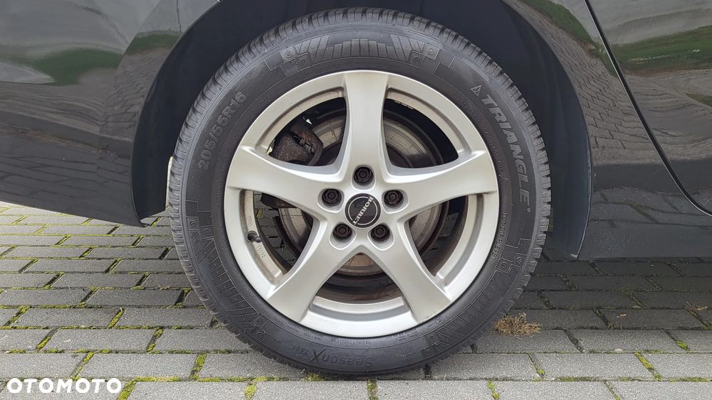 Opel Astra 1.6 D (CDTI) Start/Stop Dynamic - 25