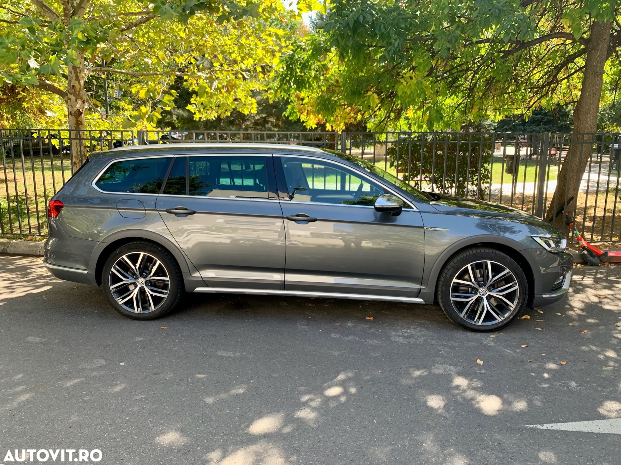 Volkswagen Passat Alltrack 2.0 biTDI 4Mot DSG - 3