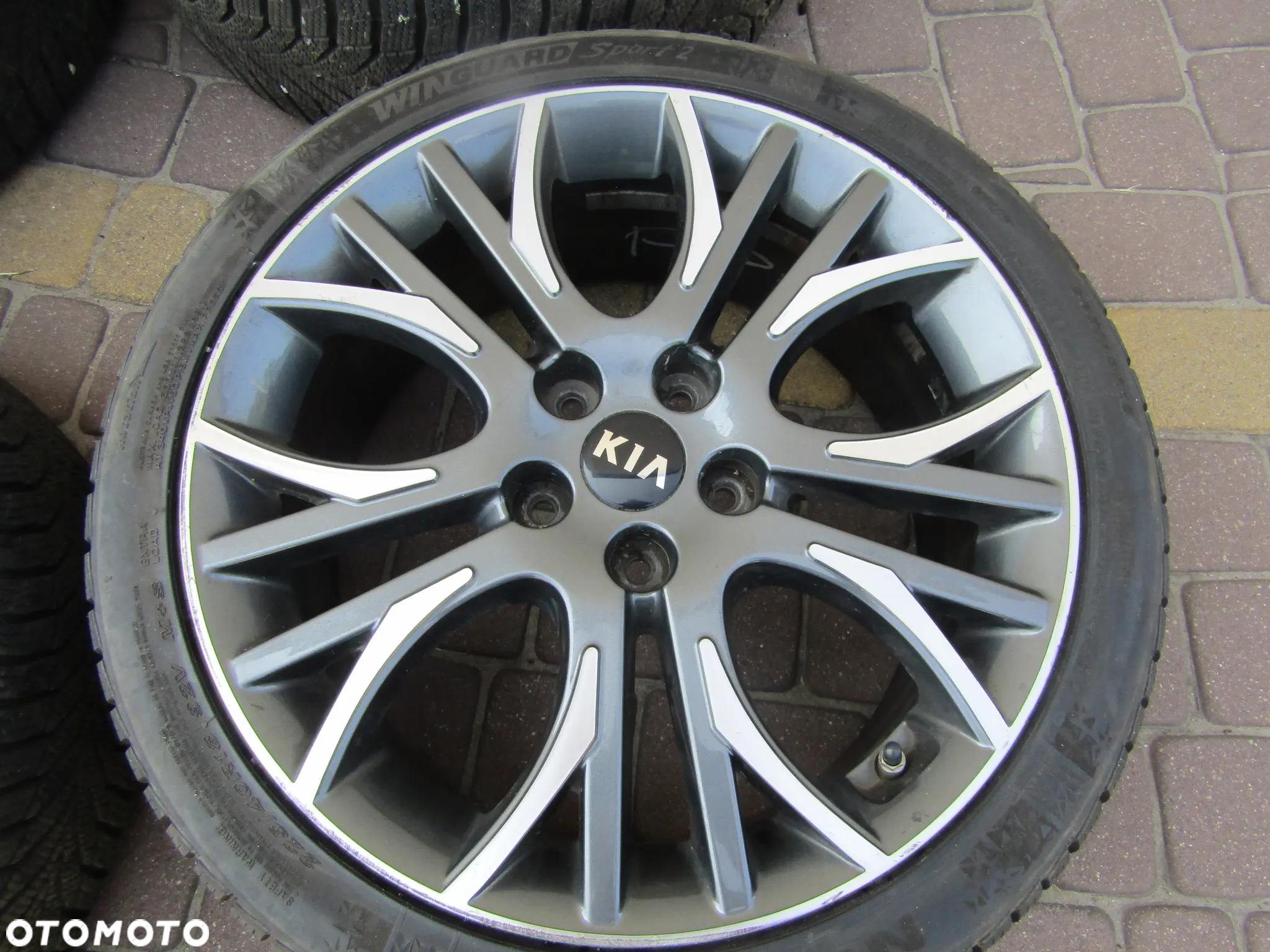 FELGI ALUMINIOWE  5X114,3 ET 55 225 40 R18 KIA   12 18R - 6