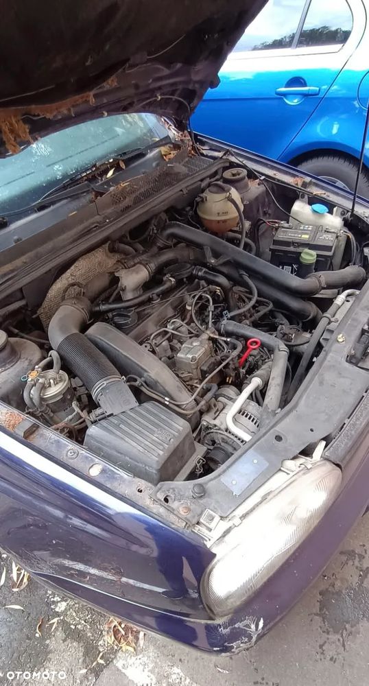 Volkswagen Golf 1.9 GL TDI - 2