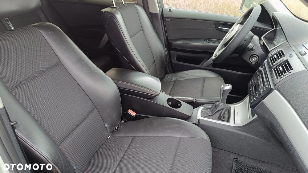 BMW X3 2.0d - 13