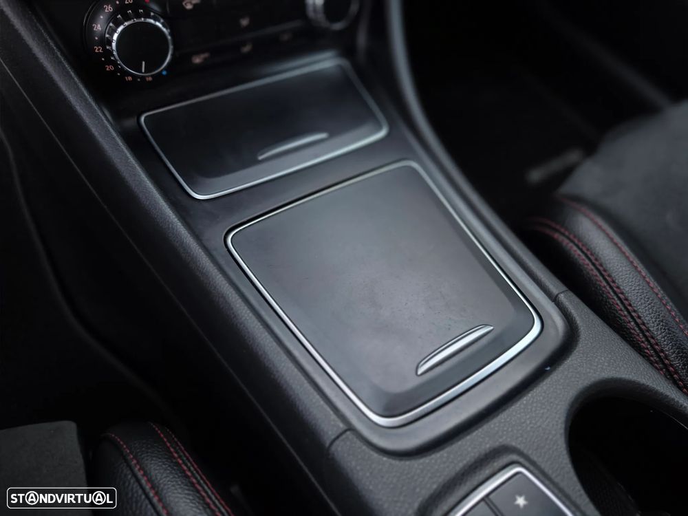 Mercedes-Benz A 180 d 7G-DCT AMG Line - 22