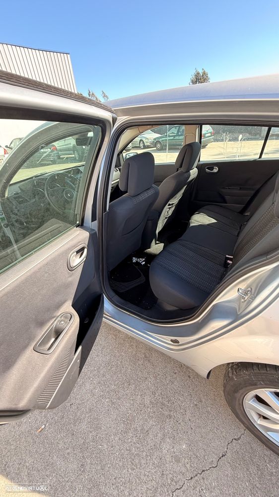 Renault Mégane 1.5 dCi Dynamique - 15