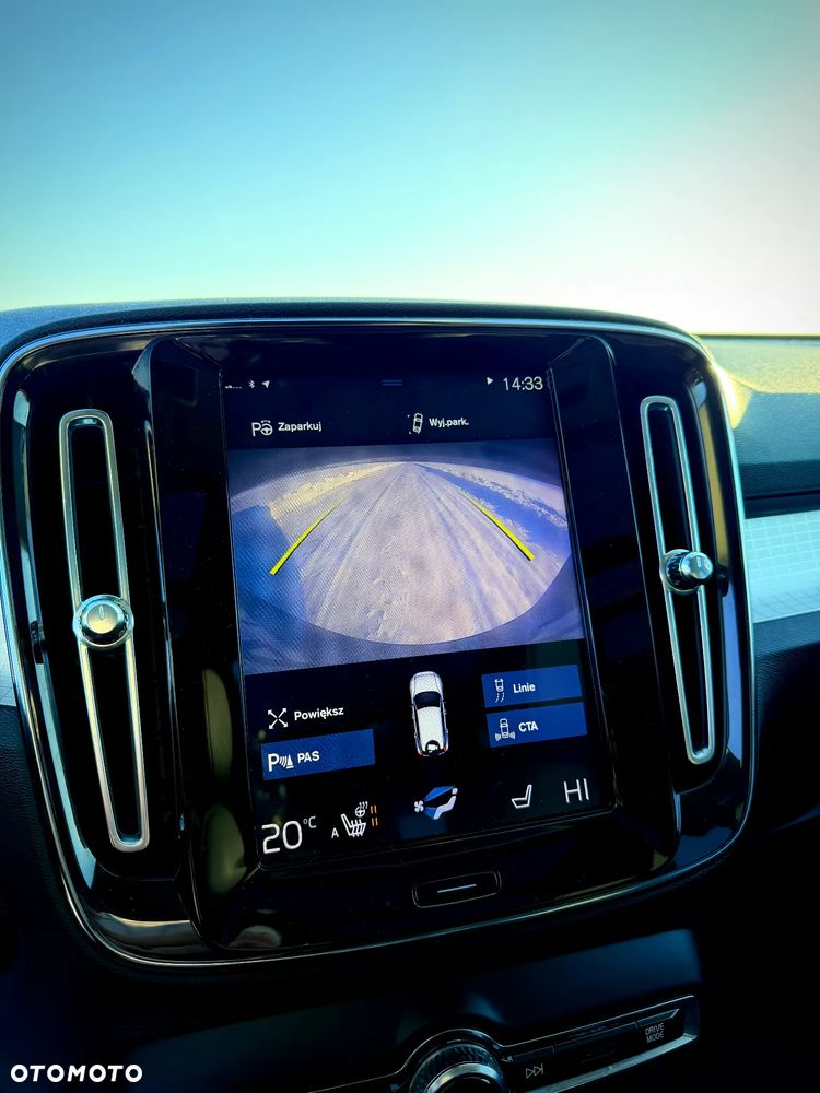 Volvo XC 40 T5 AWD Momentum - 17