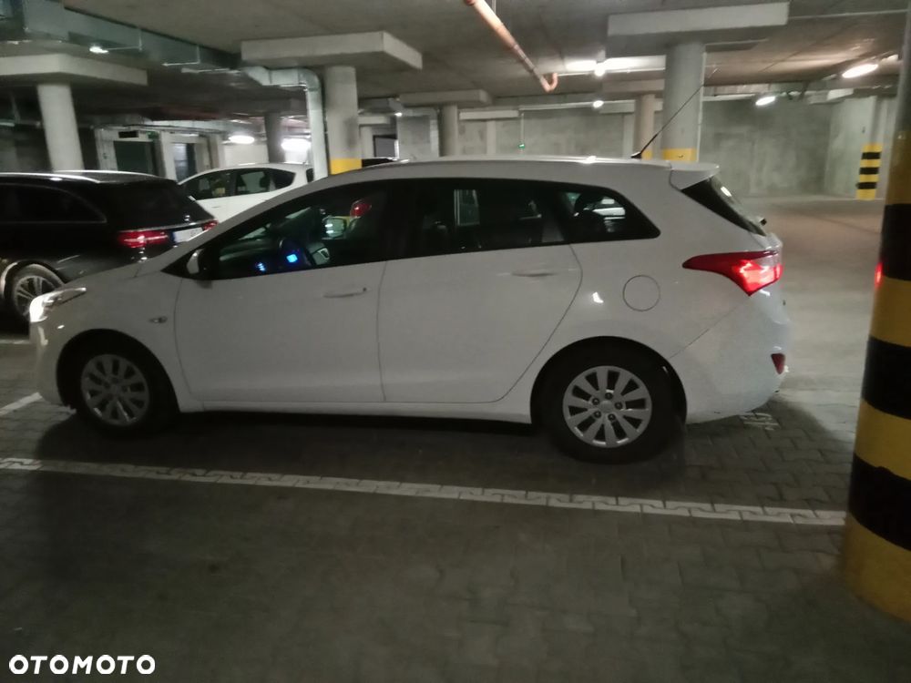 Hyundai i30 1.6 CRDi Classic - 5