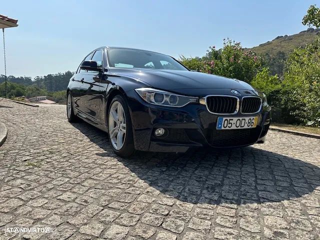 BMW 320 d Auto Pack M - 2