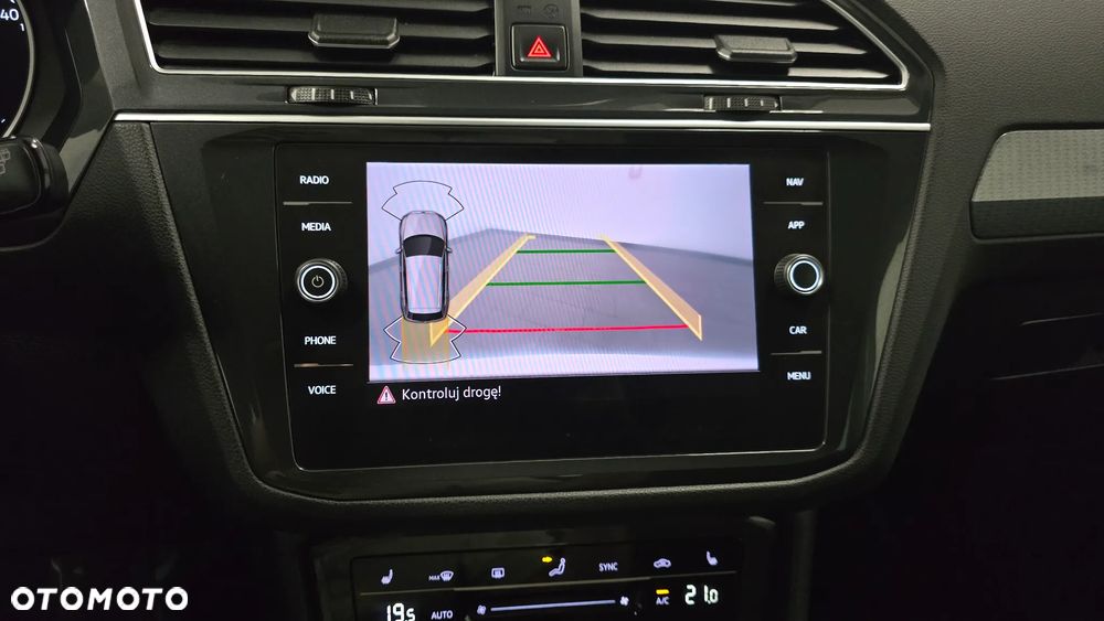 Volkswagen Tiguan 2.0 TSI 4Mot Elegance DSG - 26