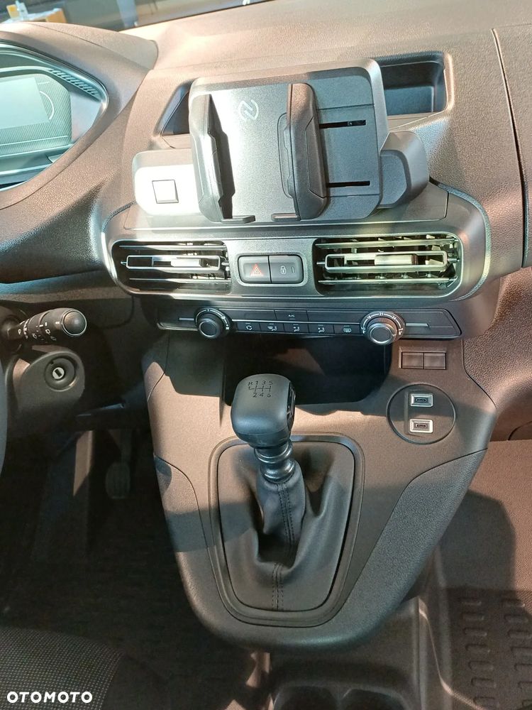 Peugeot Partner - 31