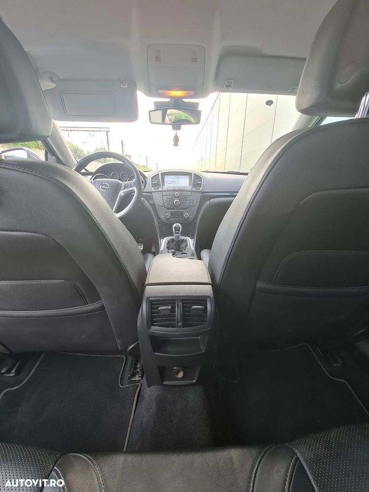 Opel Insignia - 14