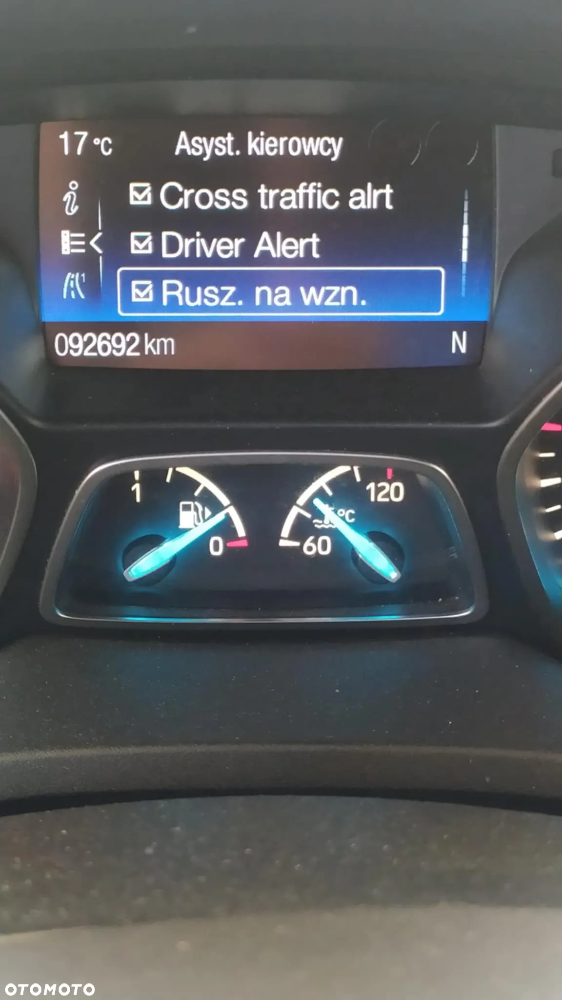Ford Kuga 1.5 EcoBoost 2x4 ST-Line - 31