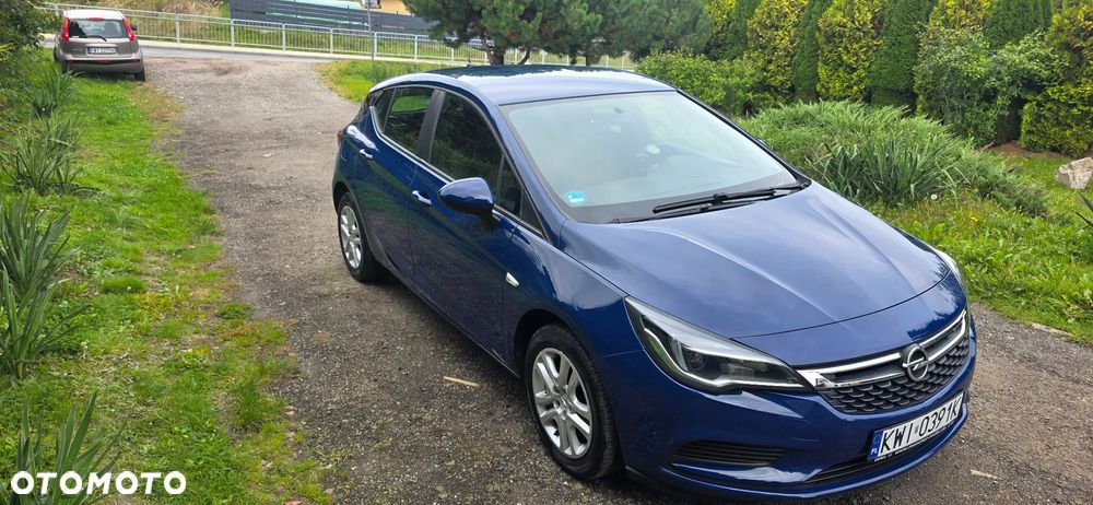 Opel Astra 2019 photo 2