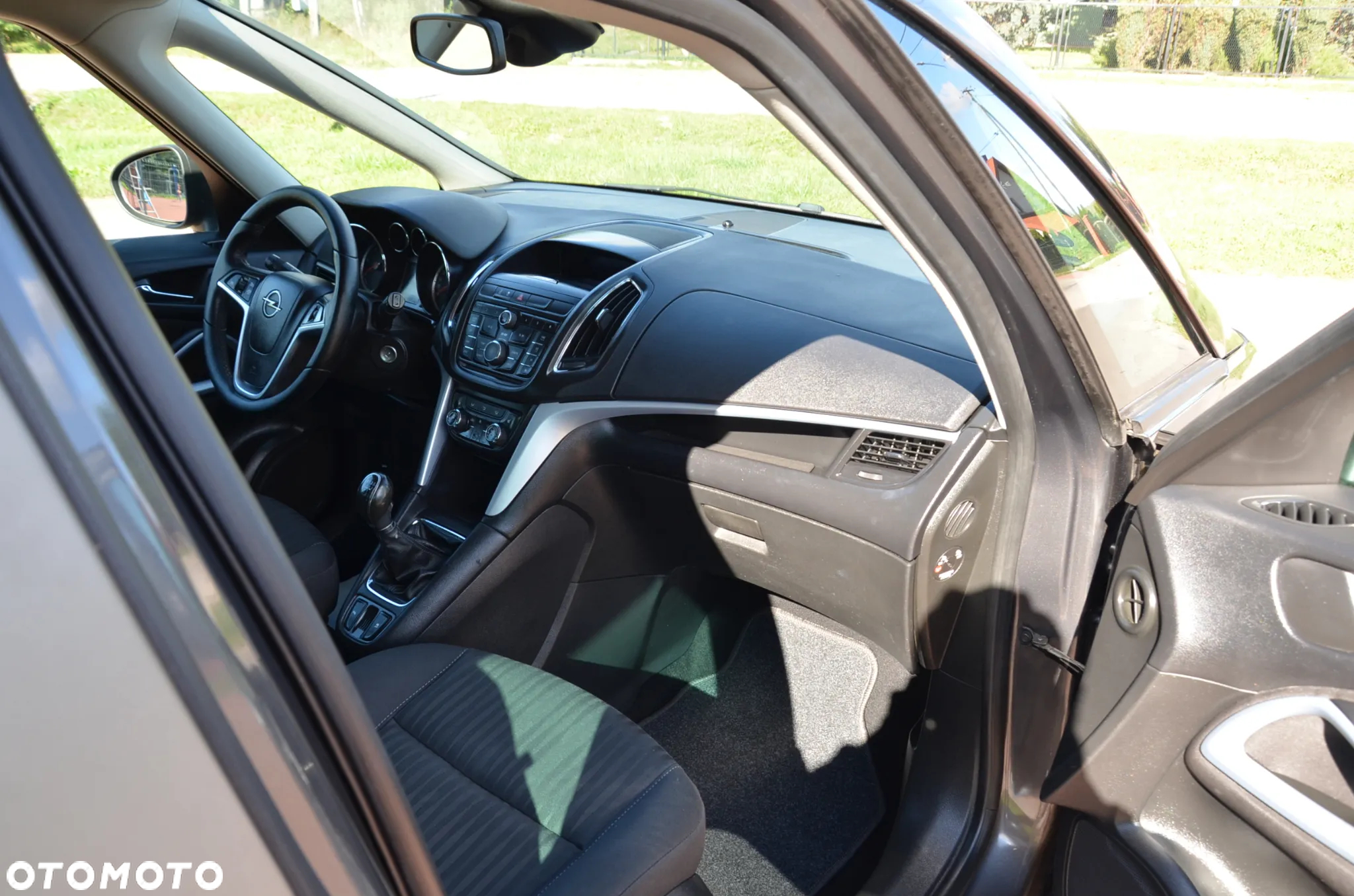 Opel Zafira Tourer 2.0 CDTI Edition - 19