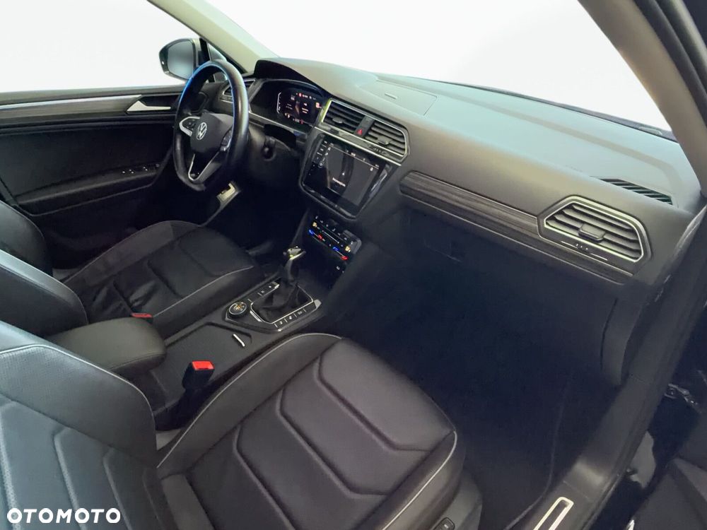 Volkswagen Tiguan Allspace - 17